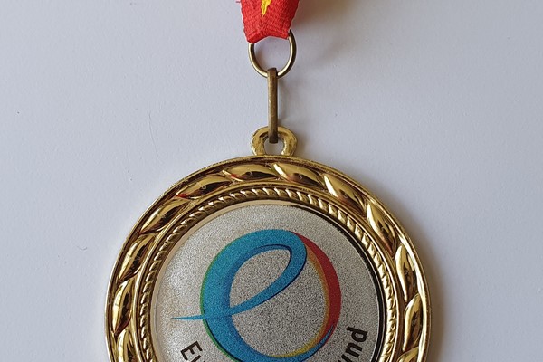 Sportbund_gold (2).jpg