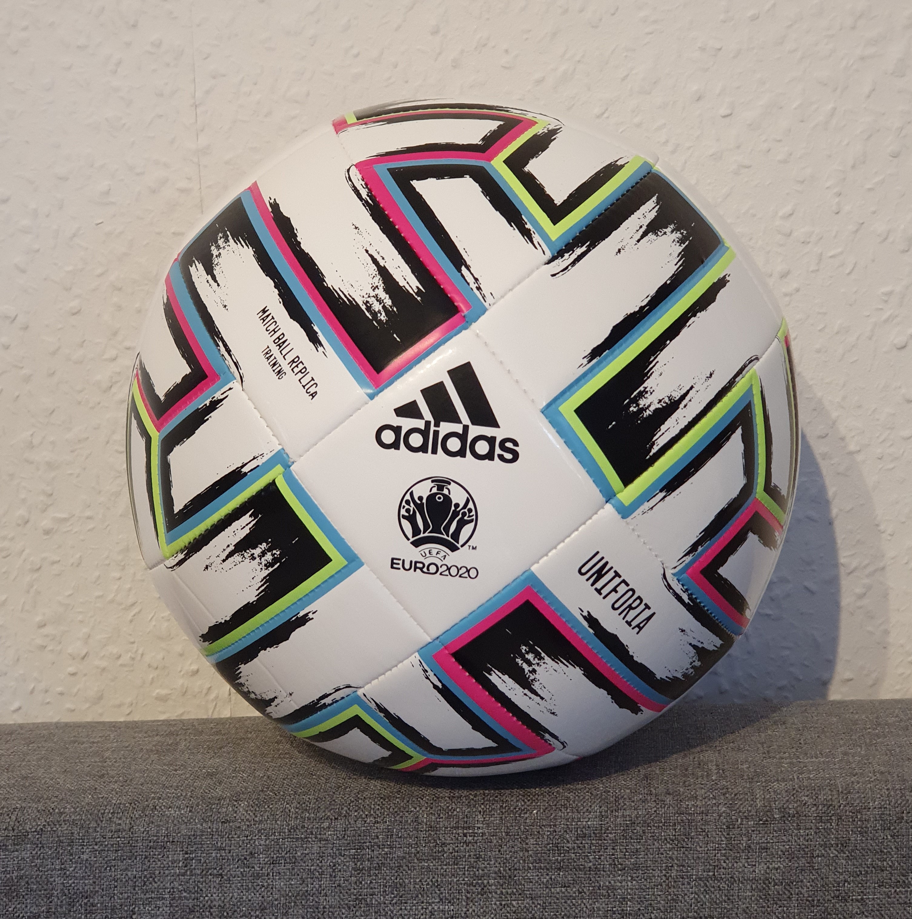 adidas euro 2022 uniforia